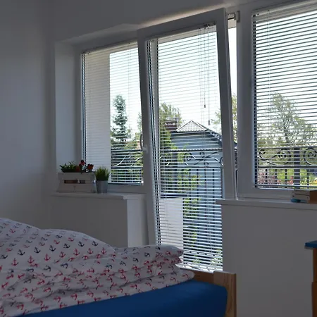 Bed & Breakfast Arenda Karwia