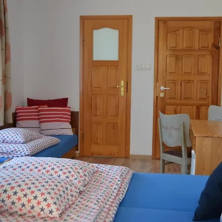 Arenda كارفيا