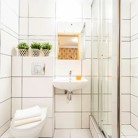 Bed & Breakfast Arenda Karwia