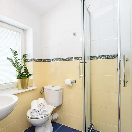 Arenda 3* Karwia